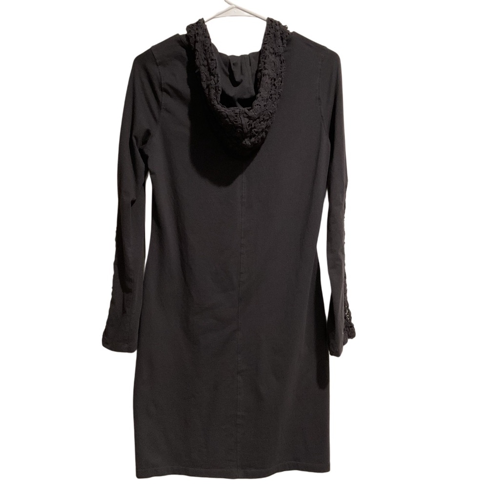 Athleta‎ Gray Long Sleeve Dress with Lace Detail - Picture 2 of 14